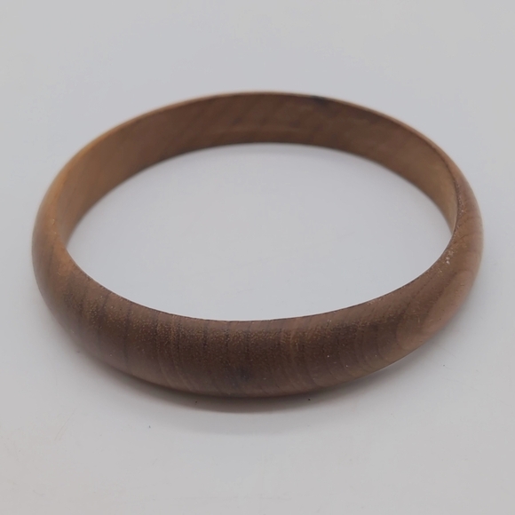 None Jewelry - Elegant Brown Wooden Bangle Bracelet 3"